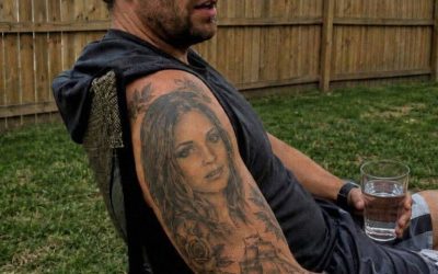 Pensaba que el tatuaje de mi marido era solo una mujer cualquiera hasta que la conocí en la vida real